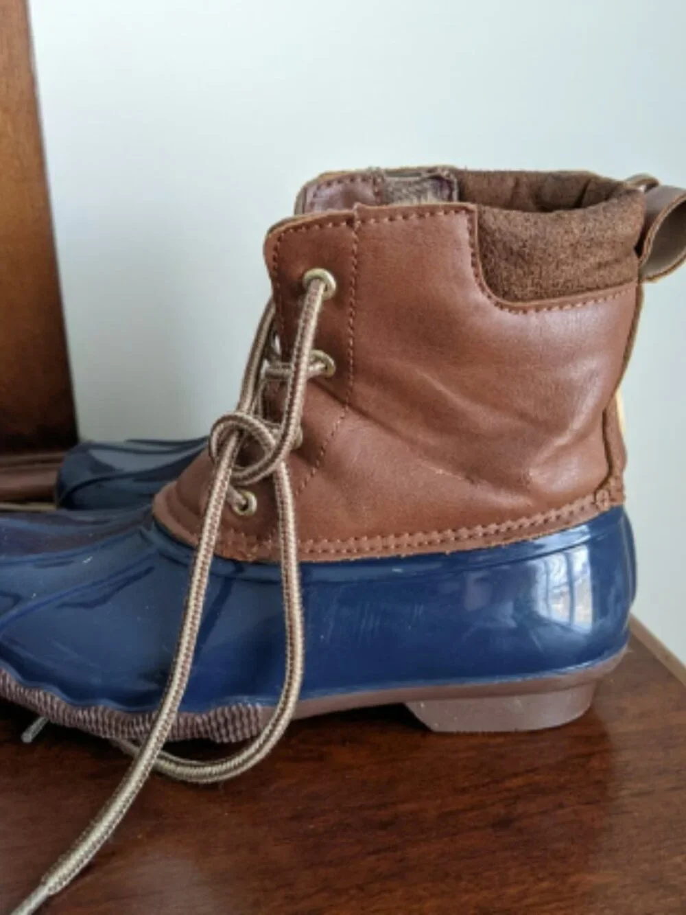 Adrienne Vittadini Girls Duck Boots - Size 1 - EUC